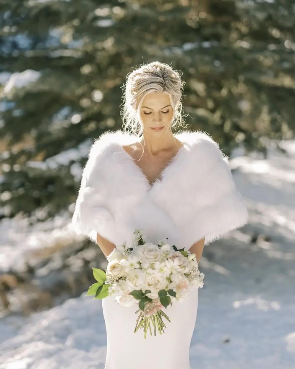 Your Winter Wedding Beauty Guide Image