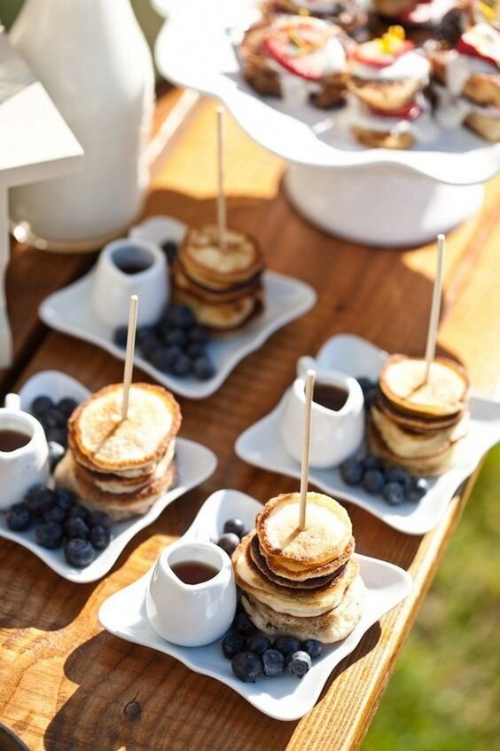 brunch wedding.jpg
