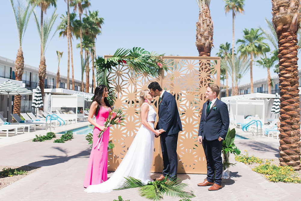 Tips For Planning A Summer Wedding. Desktop Image