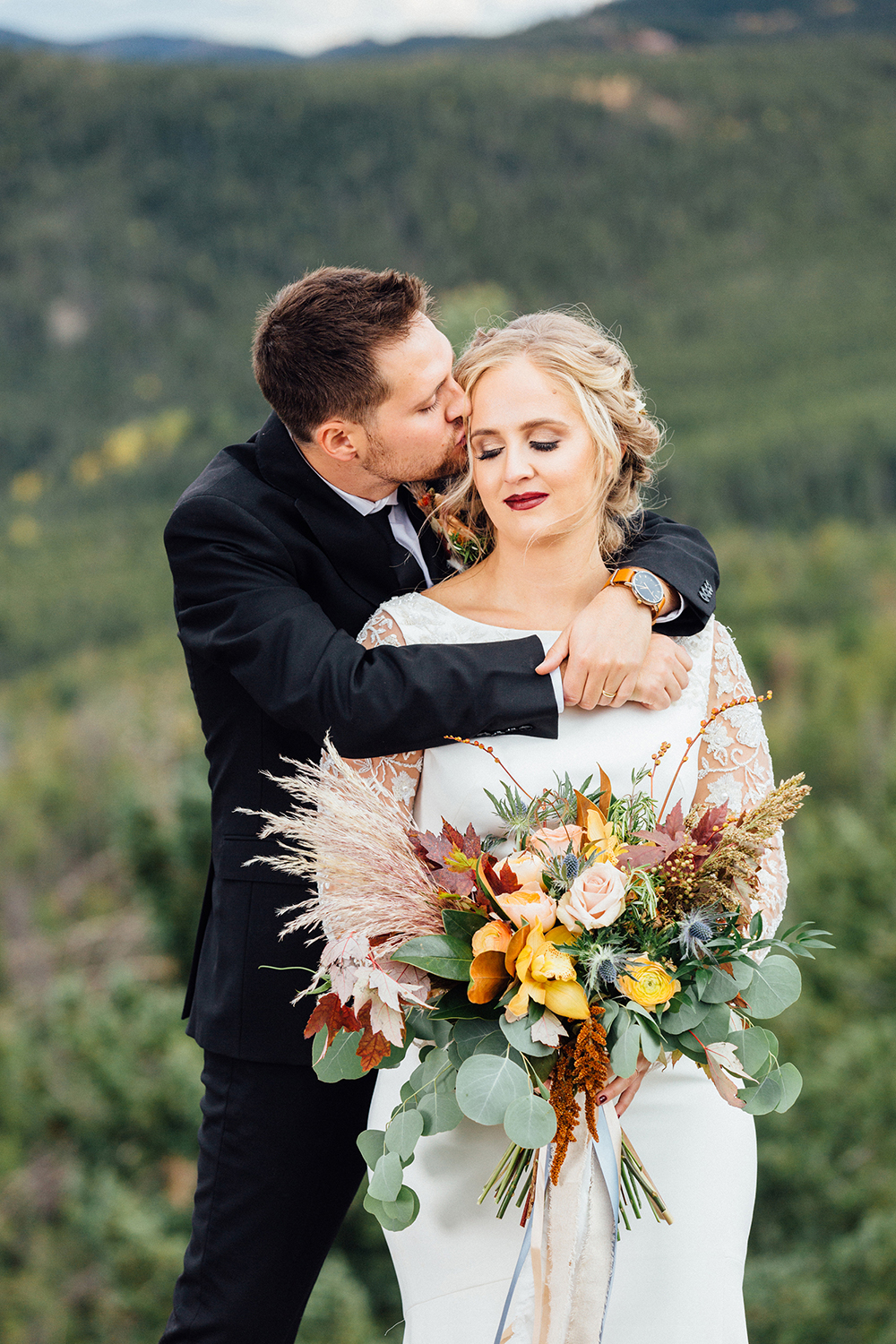 colorado bride and groom