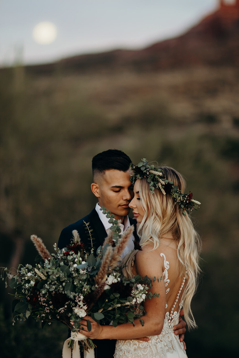 BOHO ELOPEMENT | Styled Shoot. Desktop Image