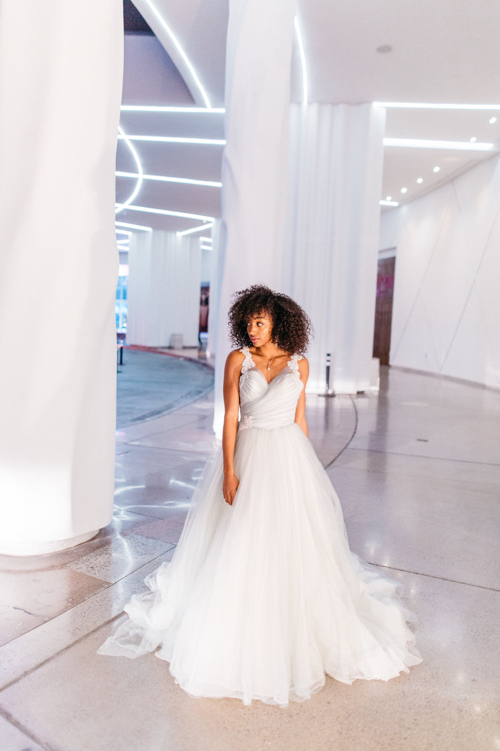 2017-2-10_Vegas_Red_Rock_Bridal_Shoot_Jaimie_Macari_Photo-7000.jpg