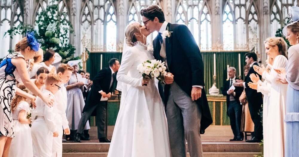 ellie-goulding-marries-caspar-jopling-in-chloecc81-1.jpg