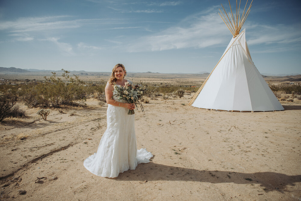 joshuatreeelopement-27_41358504932_o.jpg