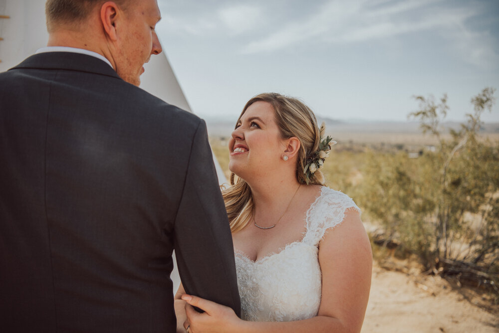joshuatreeelopement-47_40505676785_o.jpg
