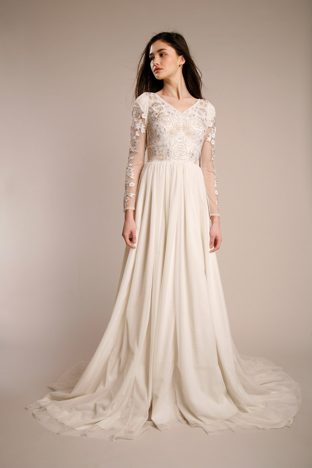 Lotus Threads Creme Retail Price $1375 | Our Price $963