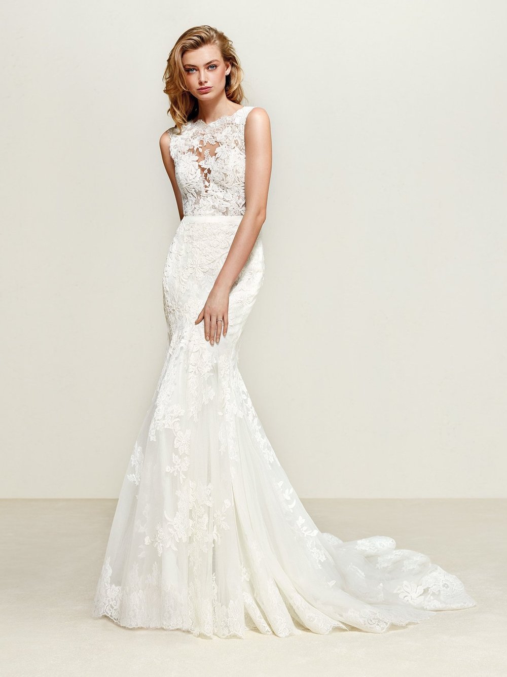 Pronovias drens clearance