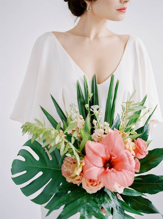 tropical coral bouquet.jpg