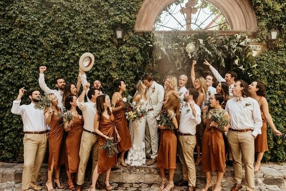Bride and Groom Packing Guide for The Ultimate Destination Wedding. Desktop Image