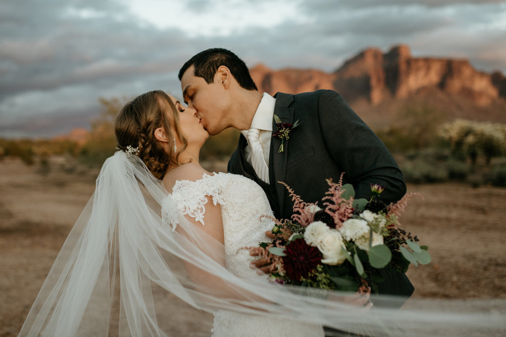 PREVIEWS-Kim+DerekWedding-153.jpg