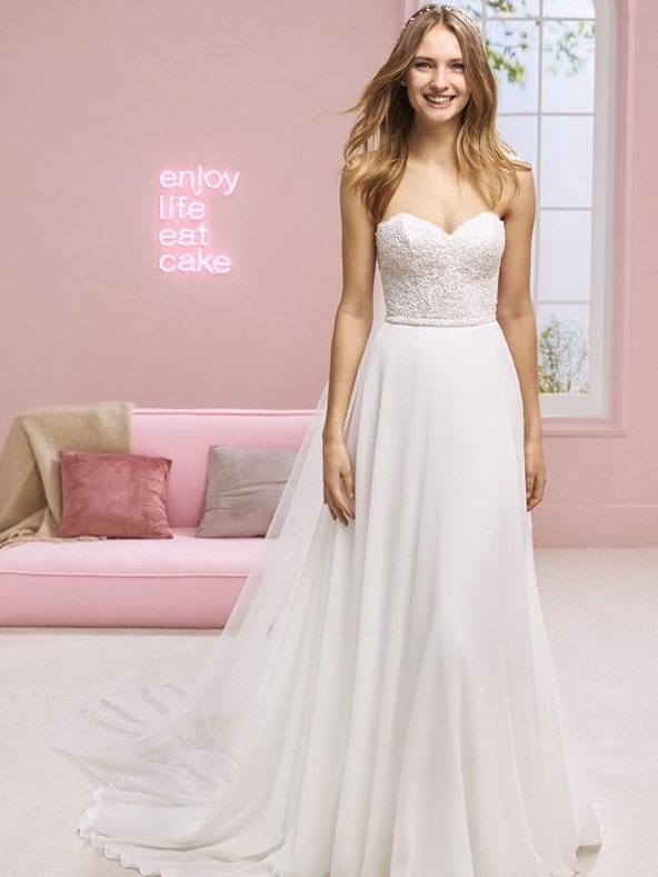 White One Halsey Blush/Ivory // Retail Price $1710 | Our Price $1197