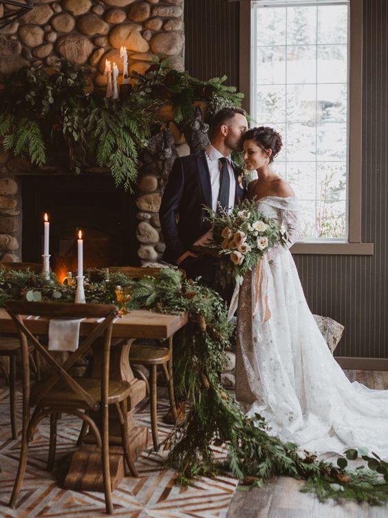Top 2020 Winter Wedding Trends. Desktop Image
