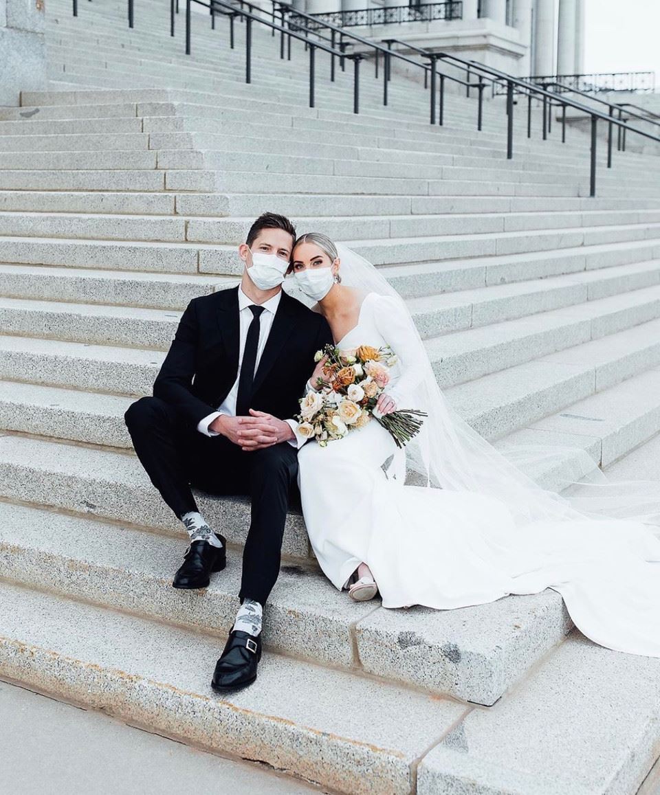 A GUIDE ON PLANNING YOUR WEDDING DURING COVID-19. Desktop Image