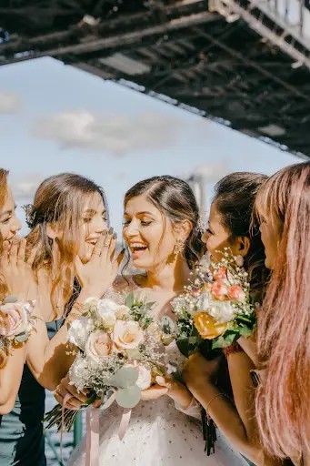 Beautiful Gifts For Your Wedding Party. Desktop Image