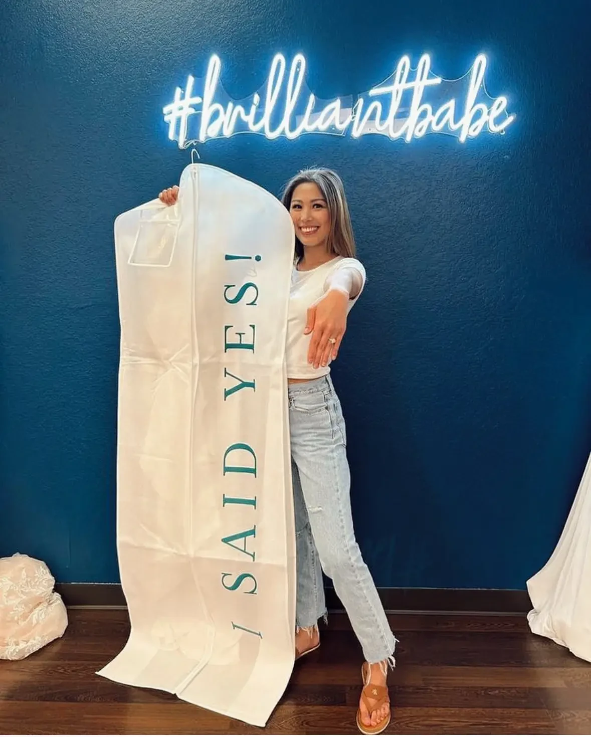 Photo of the showroom interior 2