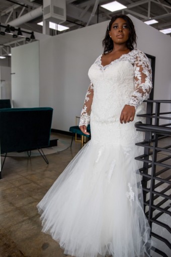 Pronovias Evette #2 thumbnail