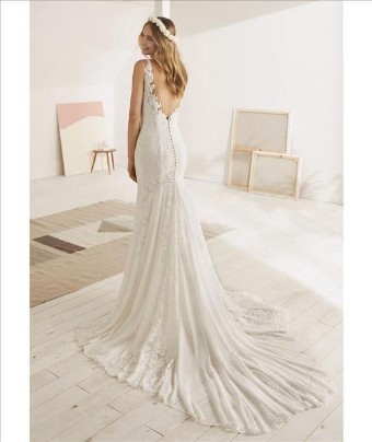 White One Style #Orient #1 thumbnail